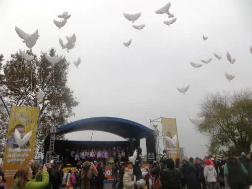 Одеса: представники місцевих релігійних громад молилися за дітей-сиріт.(ФОТО)